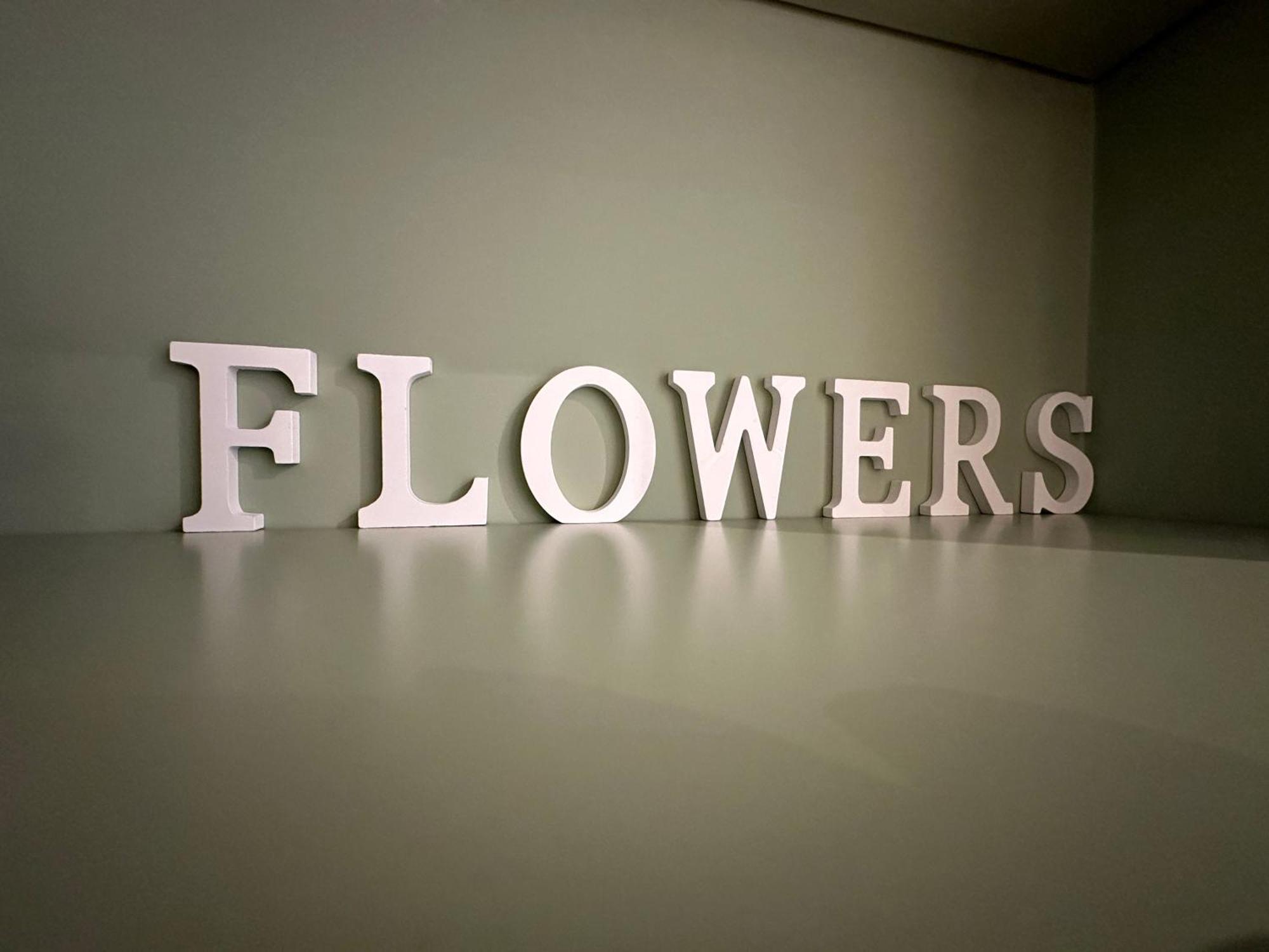 Flowers, A Cozy Suite In Milano Exterior foto
