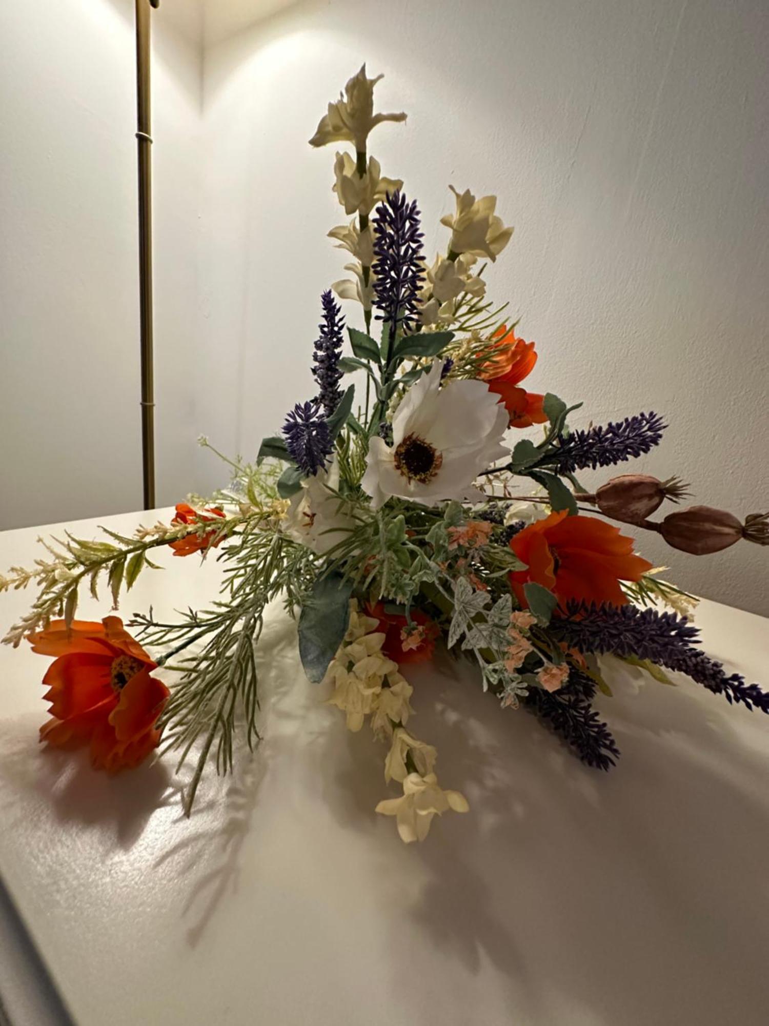 Flowers, A Cozy Suite In Milano Exterior foto