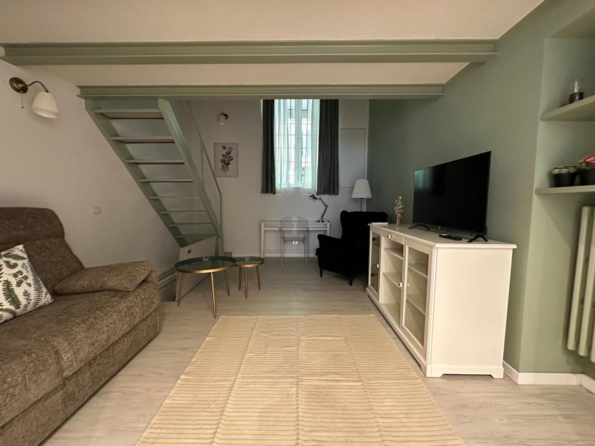 Flowers, A Cozy Suite In Milano Exterior foto